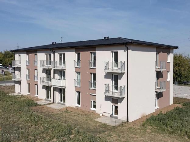 Prodej bytu 1+kk, Nehvizdy, 38 m2