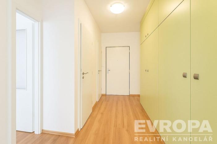 Prodej bytu 2+kk, Praha - Krč, Vikova, 40 m2