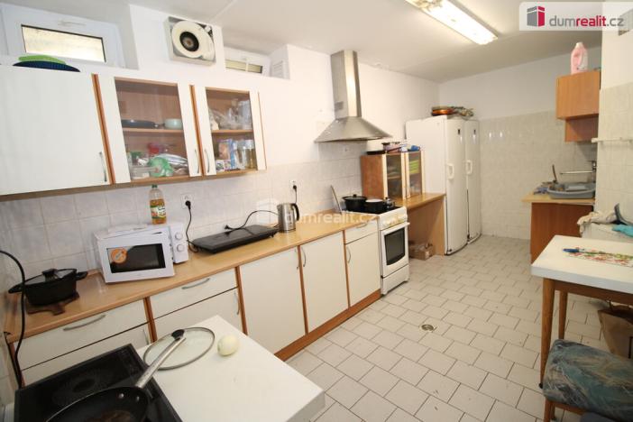 Prodej činžovního domu, Mariánské Lázně - Úšovice, Anglická, 1200 m2