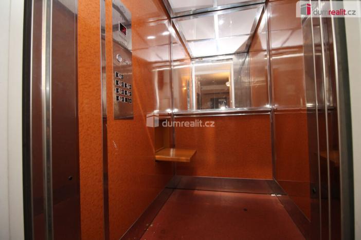 Prodej činžovního domu, Mariánské Lázně - Úšovice, Anglická, 1200 m2