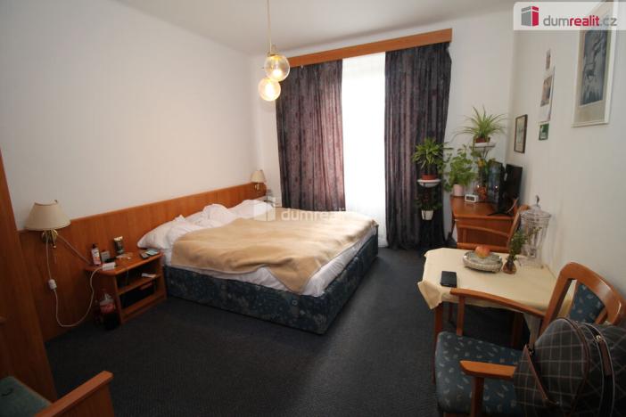 Prodej činžovního domu, Mariánské Lázně - Úšovice, Anglická, 1200 m2