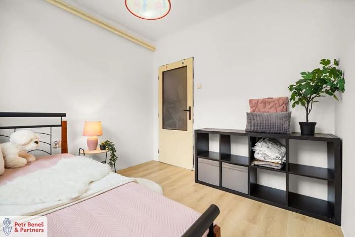 Prodej bytu 3+1, Lubenec, Pražská, 69 m2