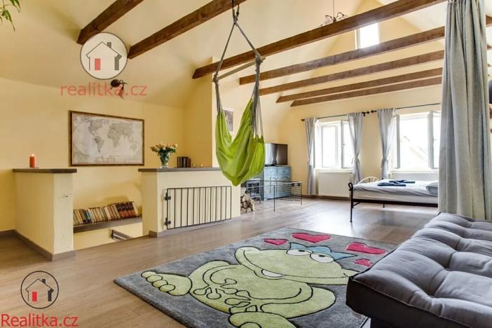 Pronájem rodinného domu, Český Krumlov, 200 m2