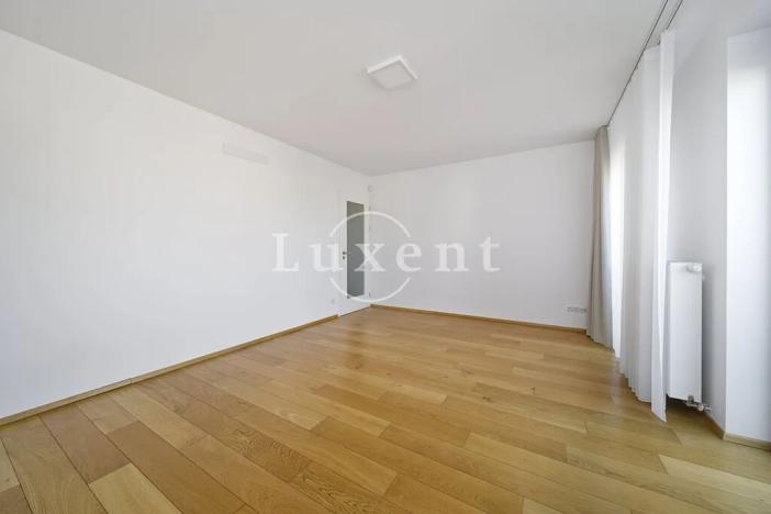 Pronájem bytu 4+kk, Plzeň, Šafaříkovy sady, 195 m2