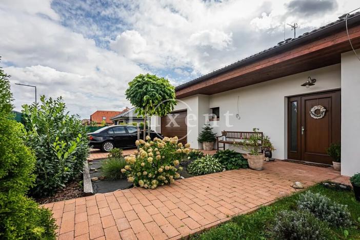 Prodej rodinného domu, Trnová, 229 m2