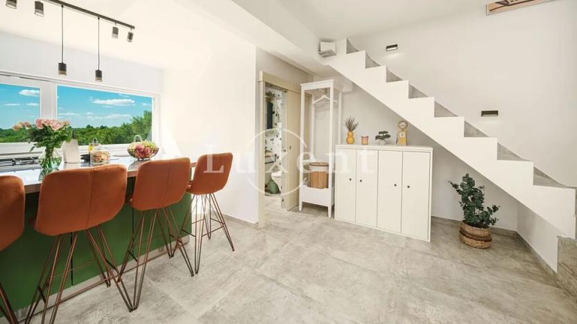 Prodej vily, Šibenik, Chorvatsko, 105 m2