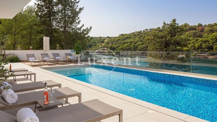 Prodej vily, Bol, Chorvatsko, 300 m2