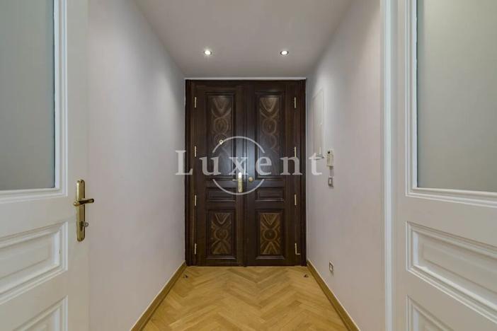 Pronájem bytu 5+1, Praha - Malá Strana, Újezd, 286 m2