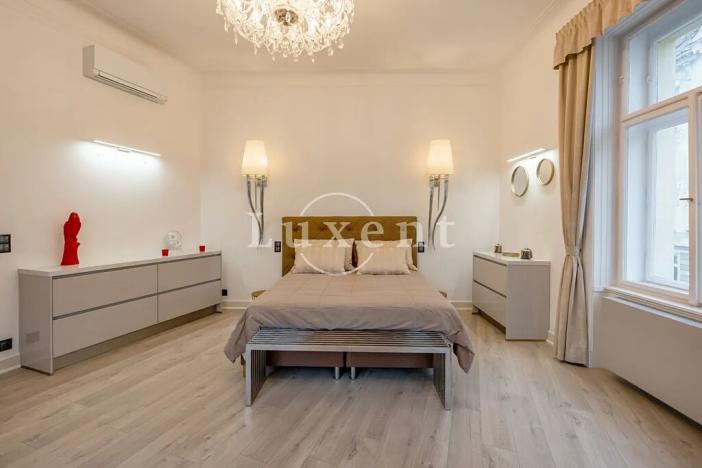 Pronájem bytu 5+1, Praha - Staré Město, Kozí, 211 m2