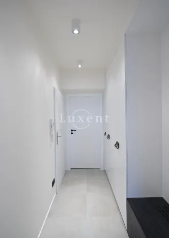 Pronájem bytu 2+kk, Praha - Vinohrady, náměstí Jiřího z Poděbrad, 60 m2