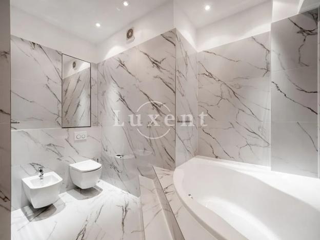 Pronájem bytu 6+kk a větší, Praha - Nové Město, Rašínovo nábřeží, 200 m2