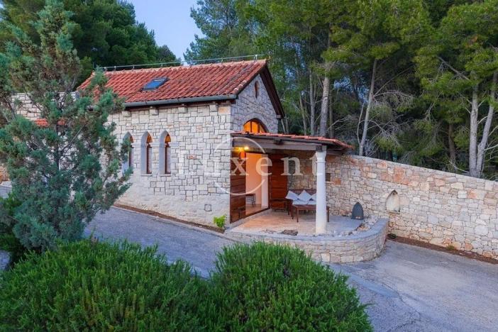 Prodej vily, Bol, Chorvatsko, 300 m2