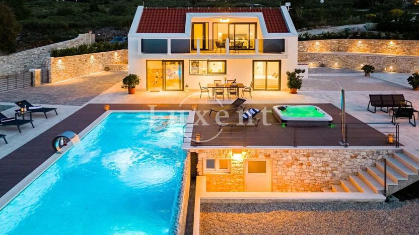 Prodej vily, Bol, Chorvatsko, 96 m2