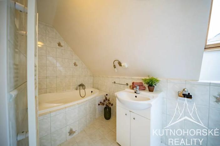 Prodej bytu 1+kk, Kutná Hora, Václavské náměstí, 36 m2