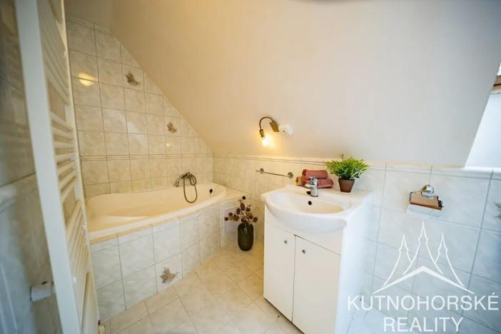 Prodej bytu 1+kk, Kutná Hora, Václavské náměstí, 36 m2