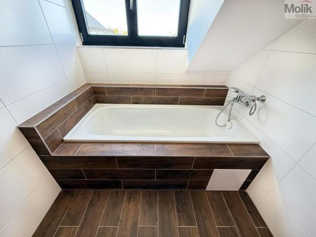 Pronájem bytu 3+kk, Osek, Tovární, 66 m2