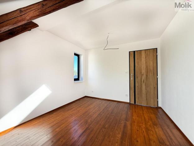 Pronájem bytu 3+kk, Osek, Tovární, 66 m2