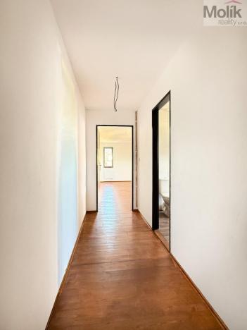 Pronájem bytu 3+kk, Osek, Tovární, 66 m2