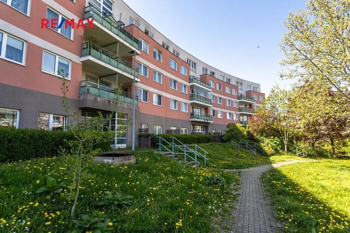 Prodej bytu 2+1, Praha - Černý Most, náměstí Plukovníka Vlčka, 83 m2