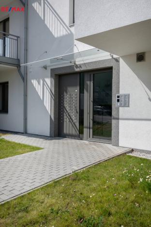 Prodej bytu 4+kk, Karlovy Vary, Šumavská, 84 m2