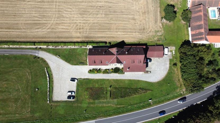 Pronájem obchodního prostoru, Přísečná, 126 m2