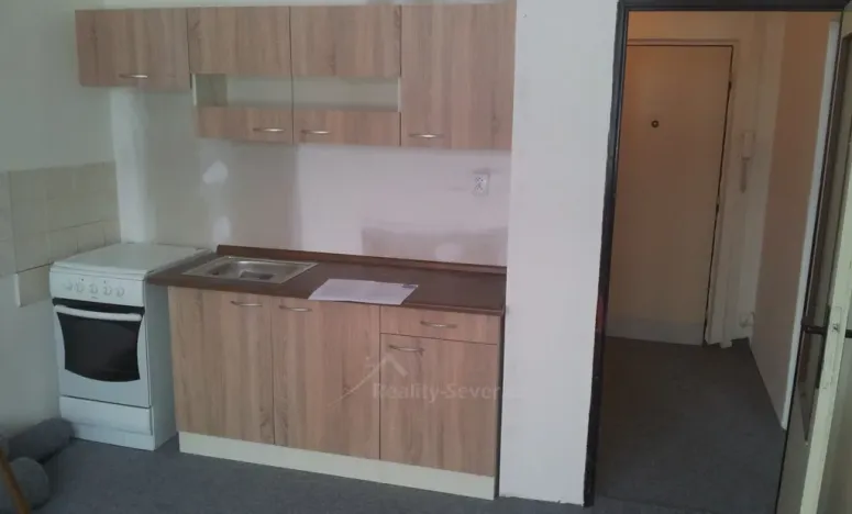 Pronájem bytu 2+kk, Stráž pod Ralskem, 35 m2