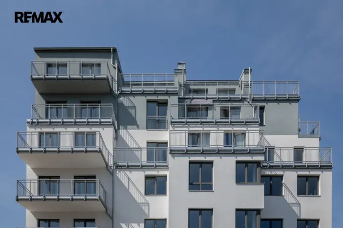Prodej bytu 2+kk, Karlovy Vary, Šumavská, 83 m2