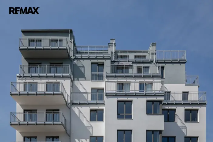 Prodej bytu 2+kk, Karlovy Vary, Šumavská, 83 m2
