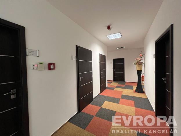 Pronájem kanceláře, Praha - Stodůlky, Prusíkova, 24 m2