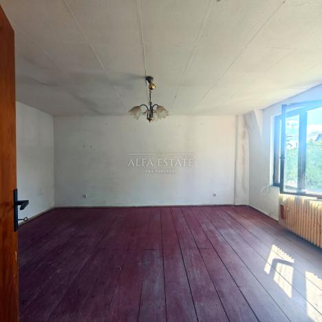 Prodej rodinného domu, Valeč, 160 m2