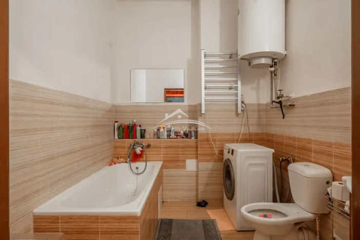 Prodej obchodního prostoru, Polná, Husovo náměstí, 654 m2