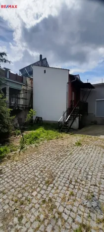 Prodej výrobních prostor, Želechovice nad Dřevnicí, 200 m2