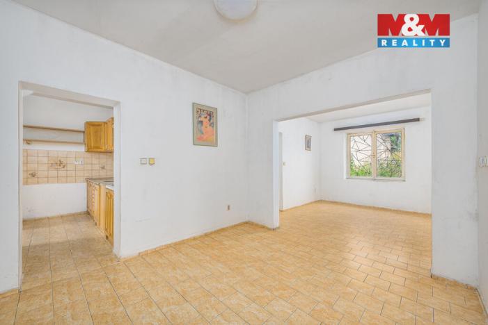 Prodej rodinného domu, Krakovany, 780 m2