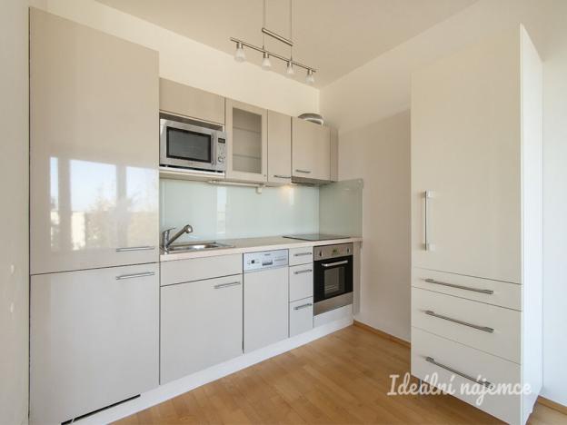 Pronájem bytu 2+kk, Praha - Smíchov, Štorkánova, 53 m2