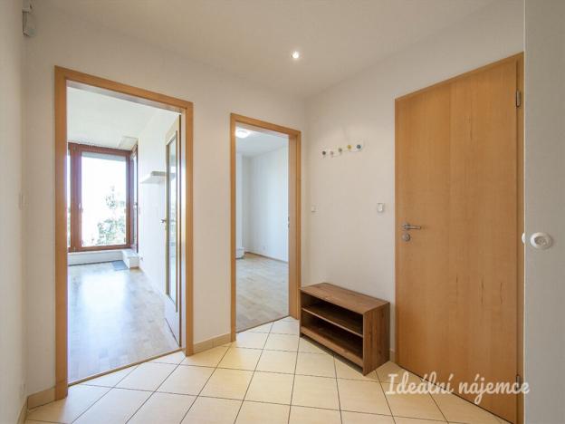 Pronájem bytu 2+kk, Praha - Smíchov, Štorkánova, 53 m2