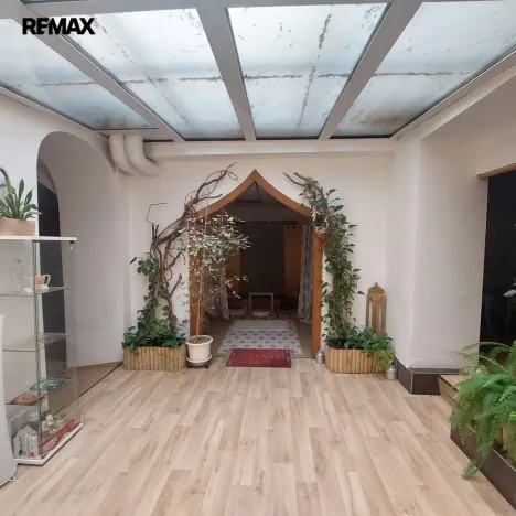 Pronájem obchodního prostoru, Olomouc, Šemberova, 99 m2