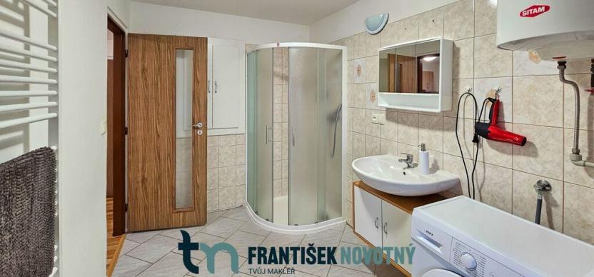 Pronájem bytu 1+kk, Olbramovice, 35 m2