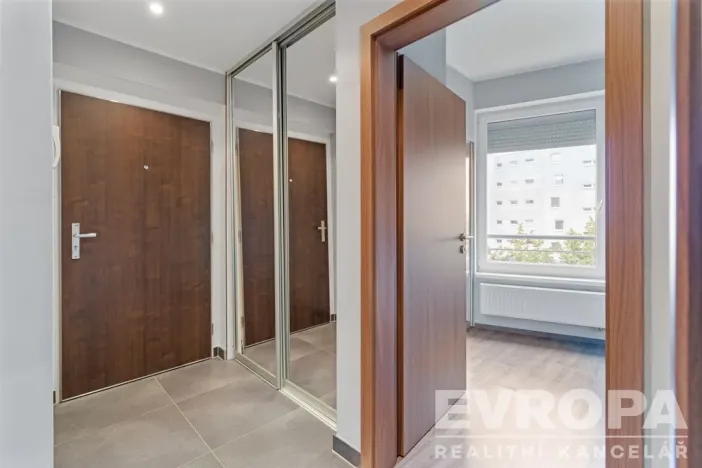 Prodej bytu 2+kk, Praha - Horní Měcholupy, Hornoměcholupská, 49 m2