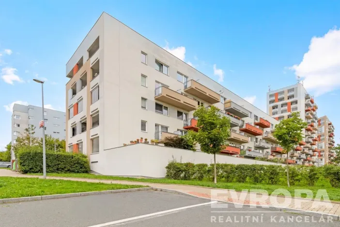 Prodej bytu 2+kk, Praha - Horní Měcholupy, Hornoměcholupská, 49 m2