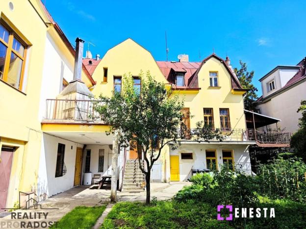 Prodej obchodního prostoru, Praha, Dostihová, 814 m2