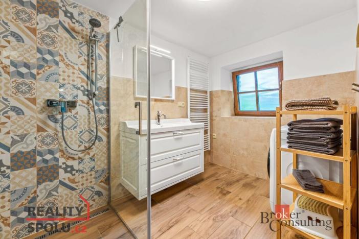 Prodej rodinného domu, Velké Petrovice - Maršov nad Metují, 142 m2