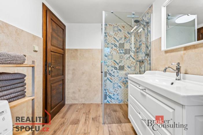 Prodej rodinného domu, Velké Petrovice - Maršov nad Metují, 142 m2