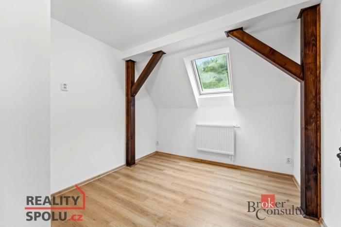 Prodej rodinného domu, Velké Petrovice - Maršov nad Metují, 142 m2