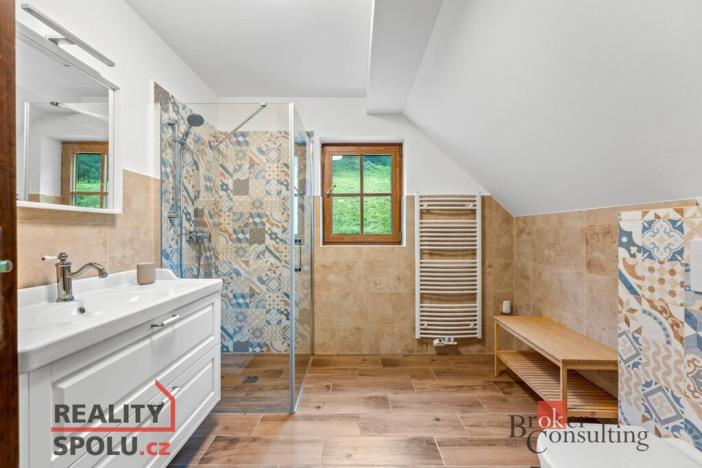 Prodej rodinného domu, Velké Petrovice - Maršov nad Metují, 142 m2