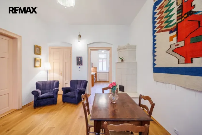 Pronájem bytu 4+1, Karlovy Vary, Jaltská, 108 m2