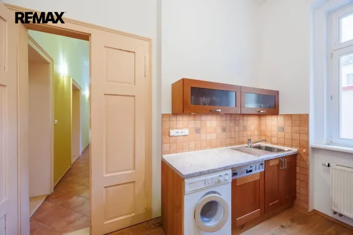 Pronájem bytu 4+1, Karlovy Vary, Jaltská, 108 m2