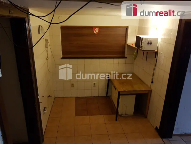 Pronájem komerční nemovitosti, České Budějovice - České Budějovice 6, U Tří lvů, 220 m2