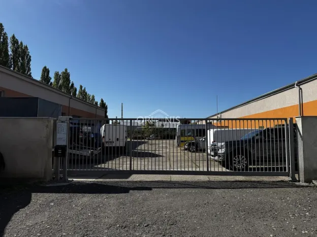 Pronájem výrobních prostor, Chomutov, 147 m2