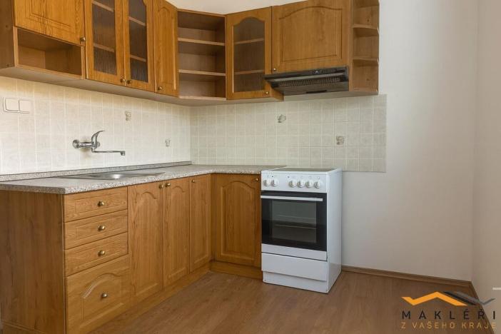 Pronájem bytu 1+1, Pardubice - Ohrazenice, Školská, 40 m2