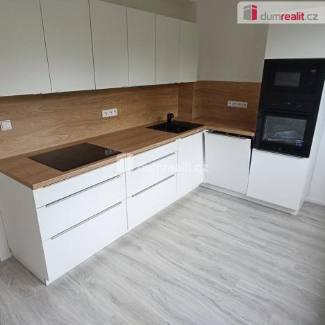Pronájem bytu 2+1, Benešov nad Ploučnicí, Sídliště, 56 m2